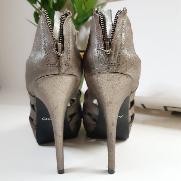 ALDO Campbell Heels - Metallic Grey - Picture 3 of 10